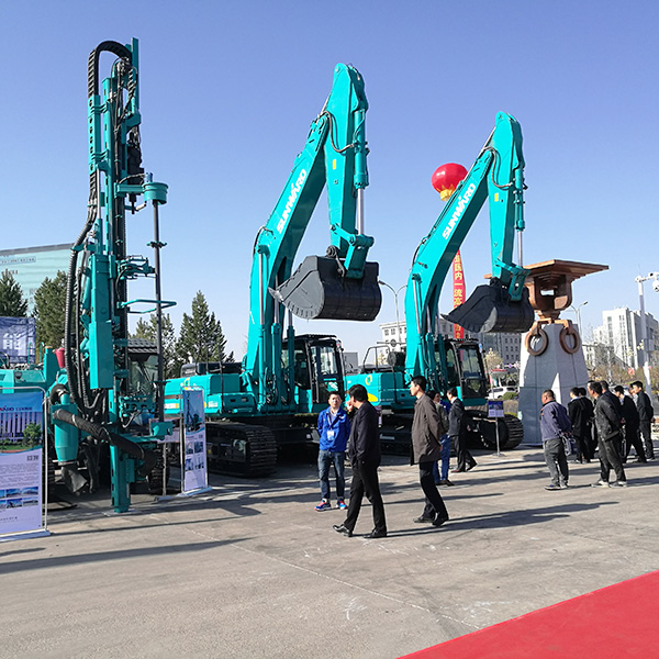 听说，，，，，，，，恒峰g22智能混淆动力挖掘机与“煤都”更配哦！