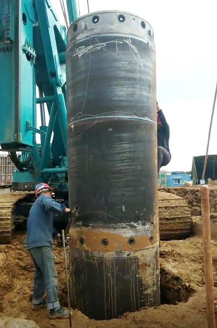 本钱节约几百万，，，，，，，这台旋挖是我的摇钱树