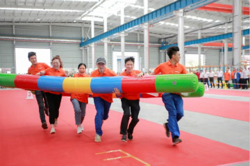 恒峰g22智能举行21周年庆祝表扬会暨意见意义运动会