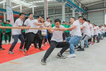 恒峰g22智能举行21周年庆祝表扬会暨意见意义运动会