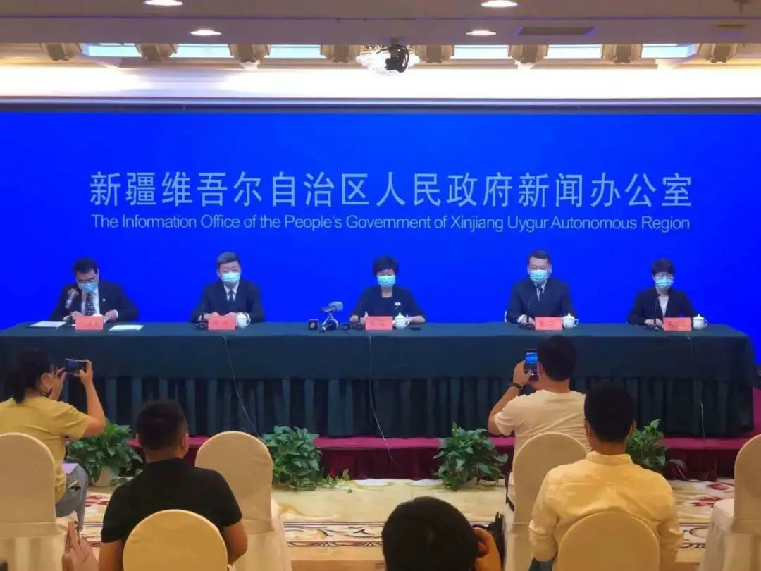 有你们，，，，，，，恒峰g22无畏！——恒峰g22人新疆抗疫