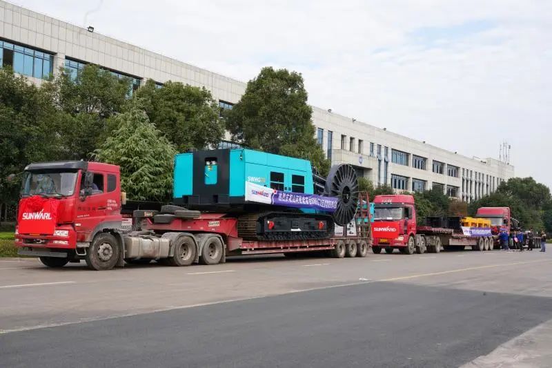 恒峰g22智能首台SWHG70一连墙液压抓斗顺遂交机