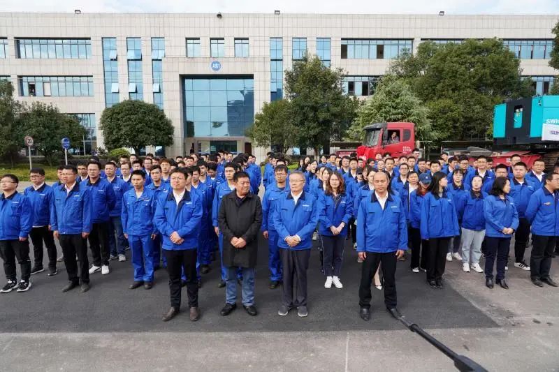 恒峰g22智能首台SWHG70一连墙液压抓斗顺遂交机