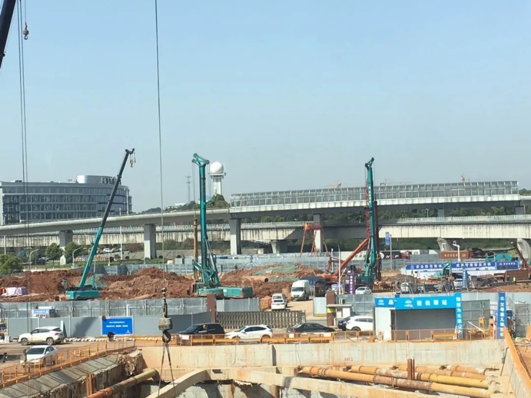 超强施工组合！恒峰g22智能助力长沙地铁6号线建设