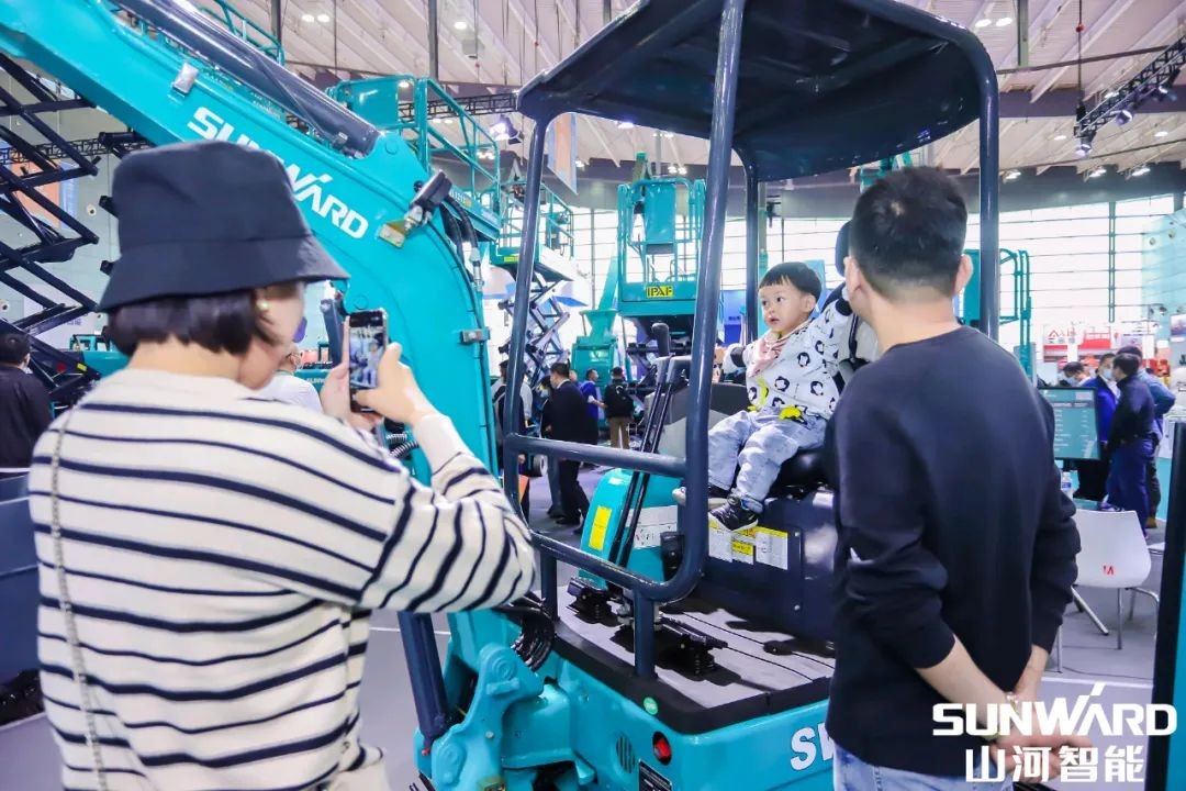 CICEE | 盘货恒峰g22智能展区“之最”，，，，，哪款是你的最爱？？？？？？？