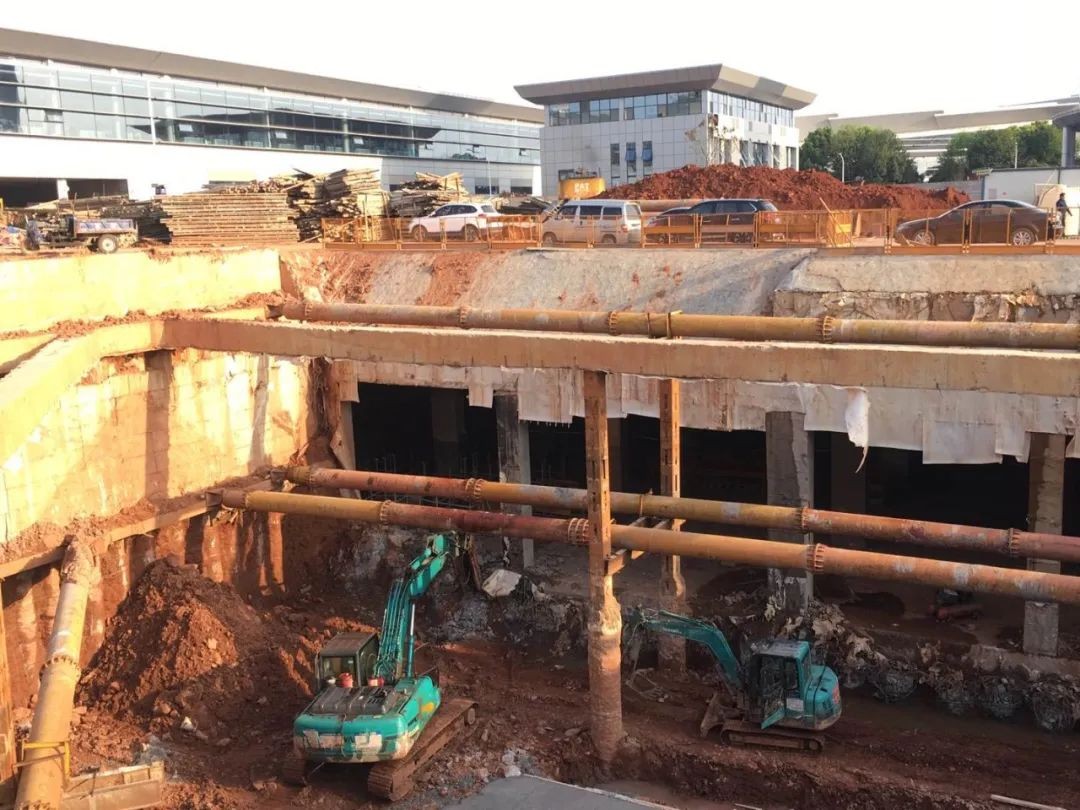 超强施工组合！恒峰g22智能助力长沙地铁6号线建设