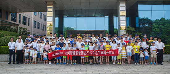 这个炎天，，，，，，，，亲子玩转恒峰g22智能“三栖”装备