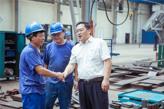 我们有清凉做伴，，，，，，，高温也能潇潇洒洒