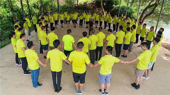 【夯基础 强执行 跨高度】2019恒峰g22智能挖掘机营销公司拓展训练营顺遂开展