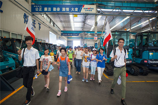 这个炎天，，，，，，，，亲子玩转恒峰g22智能“三栖”装备