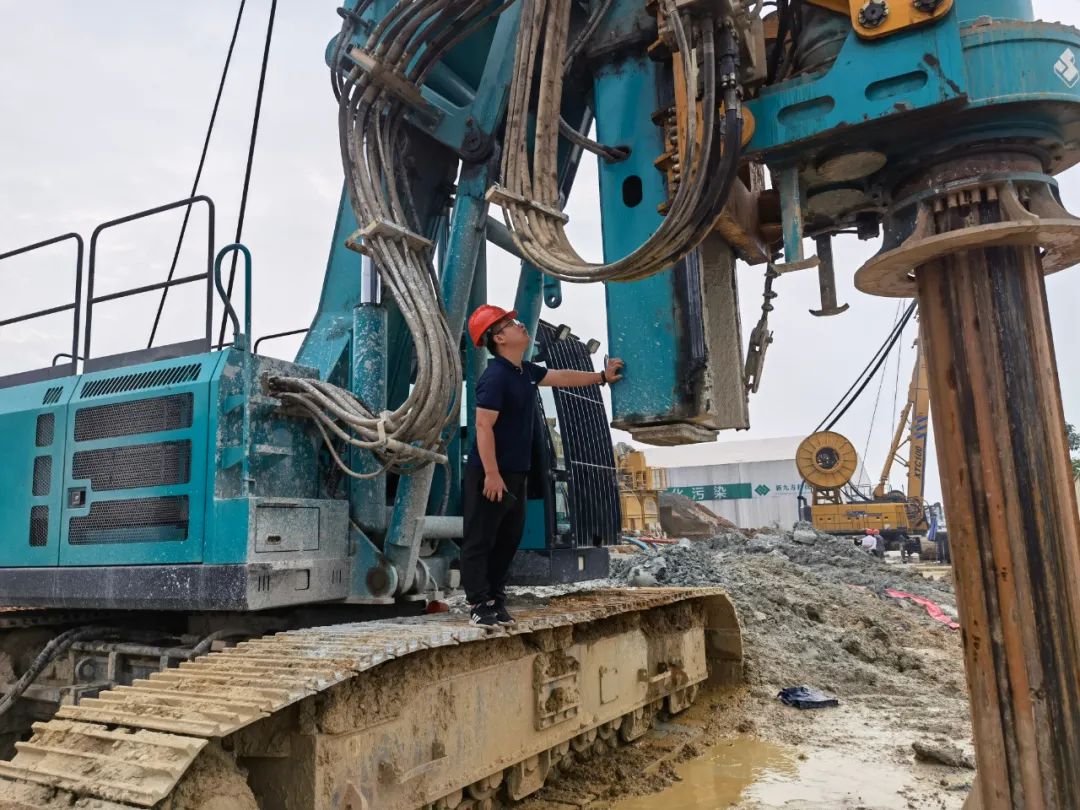 知心折务路，，，，关爱湘楚行！2021年恒峰g22智能全球效劳万里在湖南