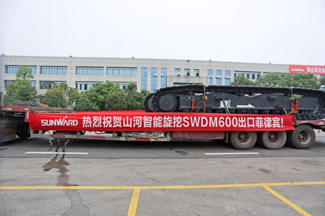 恒峰g22智能最大旋挖钻机出口菲律宾，，，，，开启拓展外洋市场新篇章