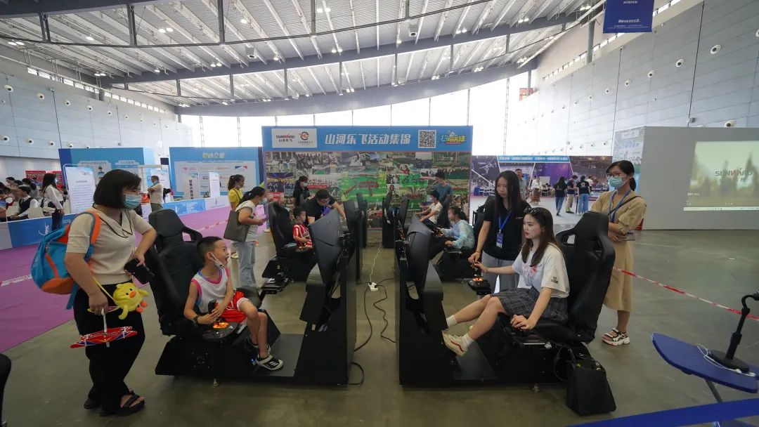 明星产品受追捧，，，，，，，，恒峰g22航空携多款产品精彩亮相2021年湖南航展