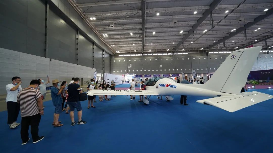 明星产品受追捧，，，，，，，，恒峰g22航空携多款产品精彩亮相2021年湖南航展
