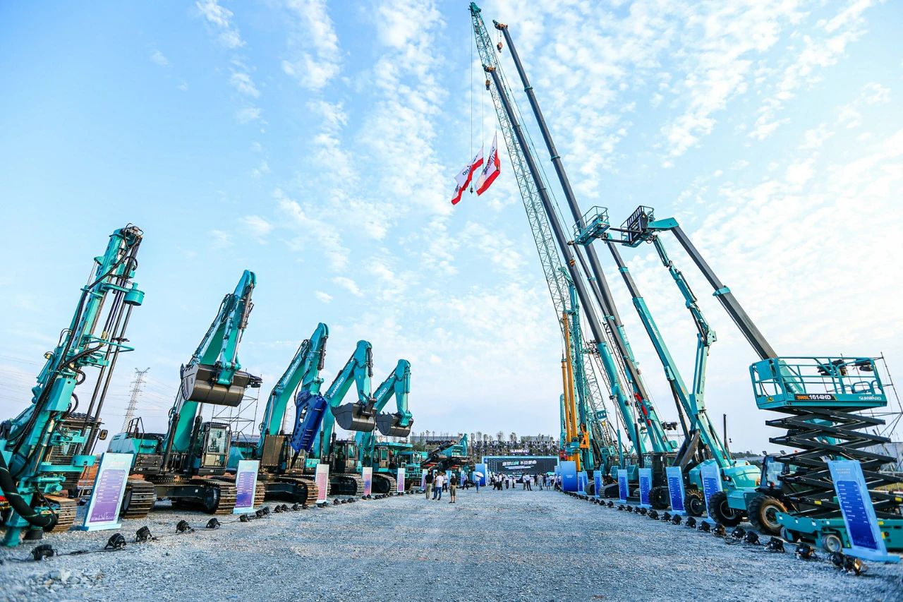 四大成套装备携手登。。。。『惴錱22智能立异效果展示会交出“亮眼答卷”