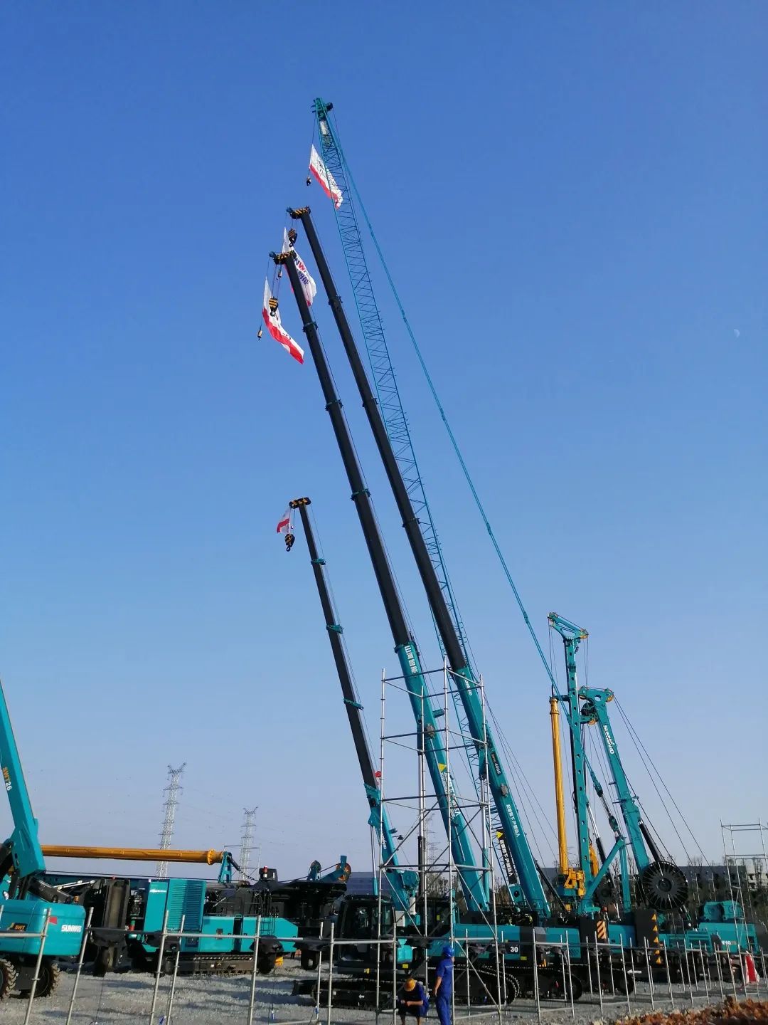 “重”磅出击！恒峰g22智能起重机械组团“登场”