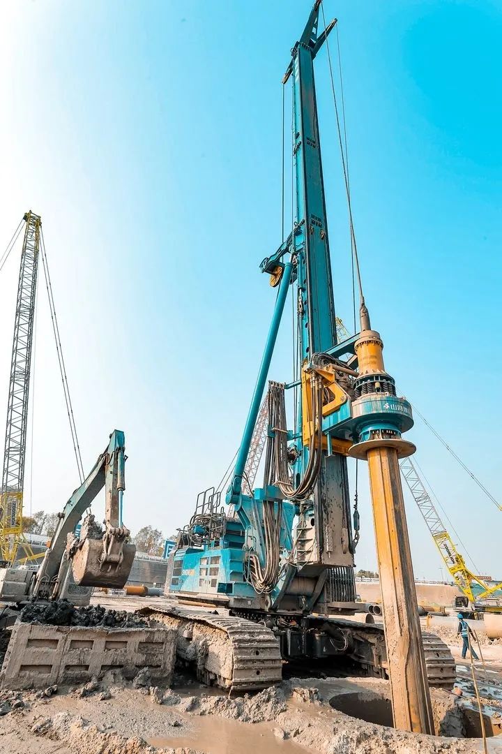 大国重器！恒峰g22智能超等装备助力北京都会副中心综合交通枢纽站建设