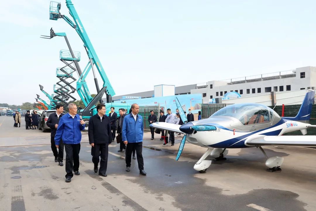 湖南省副省长隋忠诚调研恒峰g22智能