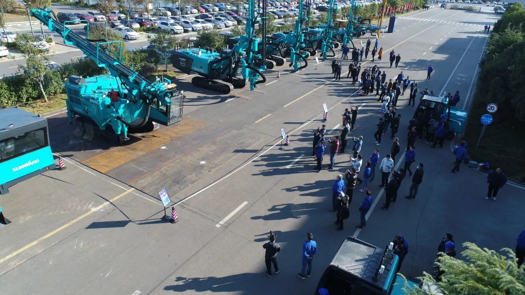 全球首创5G+智能钻机重磅宣布，，，，，，恒峰g22智能倾力打造绿色智慧矿山成套装备