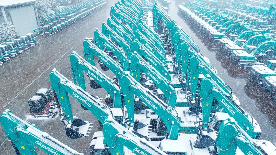 瑞雪兆有年，，，邀您共赏雪中恒峰g22！