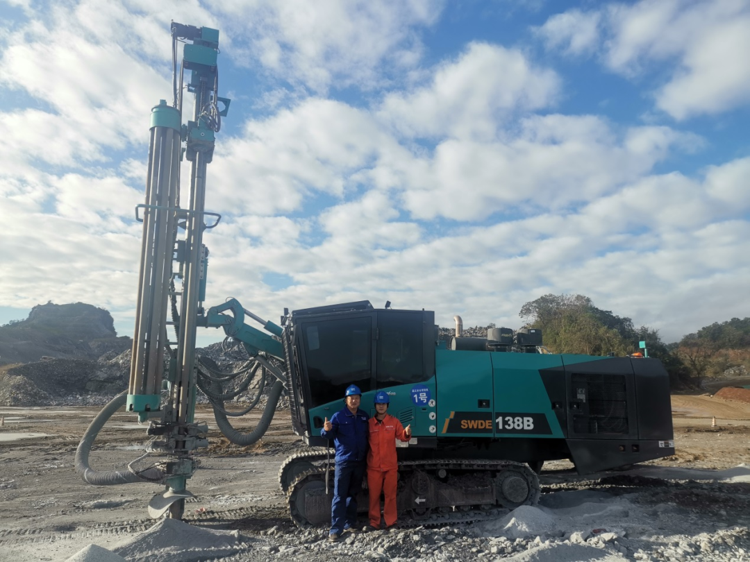 追加订单！恒峰g22智能一体化潜孔钻机助力海南华润水泥获好评