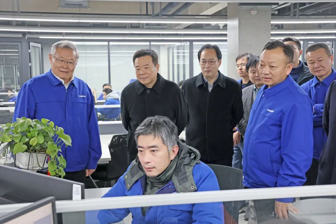 湖南省副省长陈飞调研恒峰g22智能