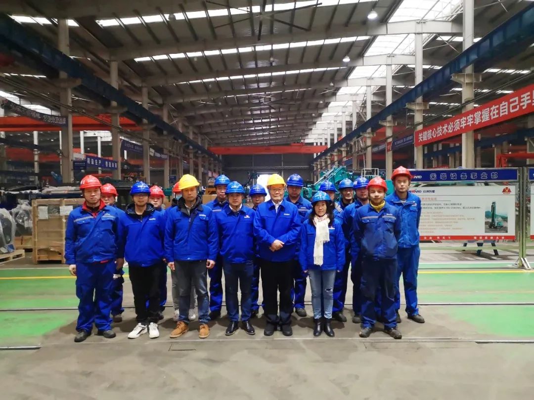 立春首日，，，恒峰g22智能凿岩装备率先开工