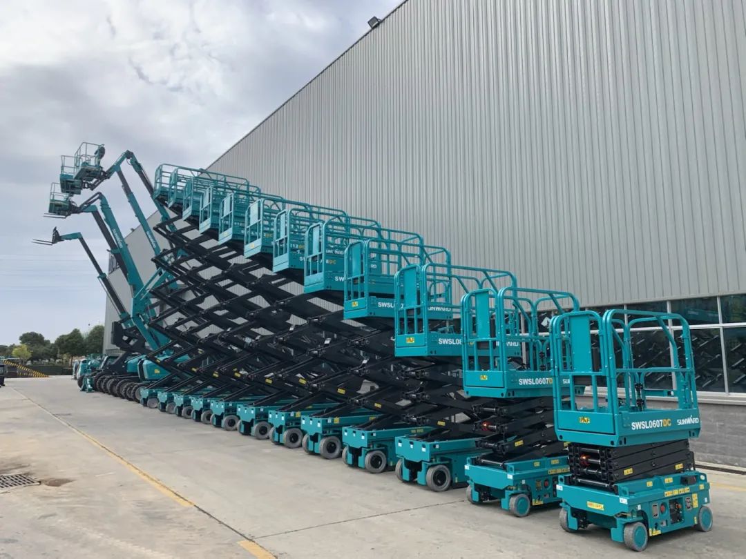 创下单日最高发货量纪录！恒峰g22高机装备集中发货