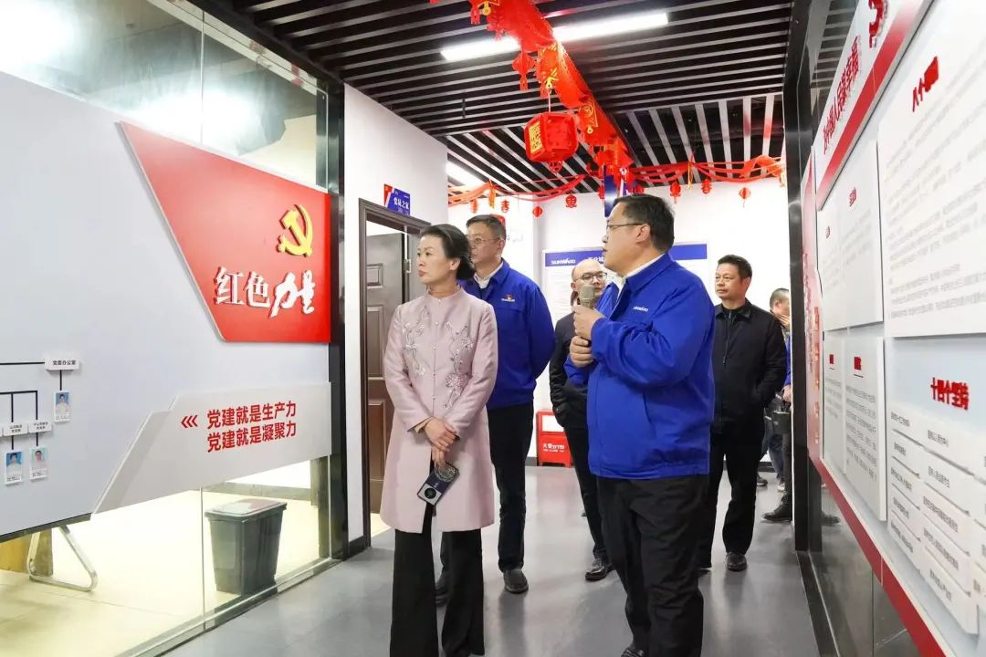 长沙市总工会、长沙经开区总工会一行调研恒峰g22智能