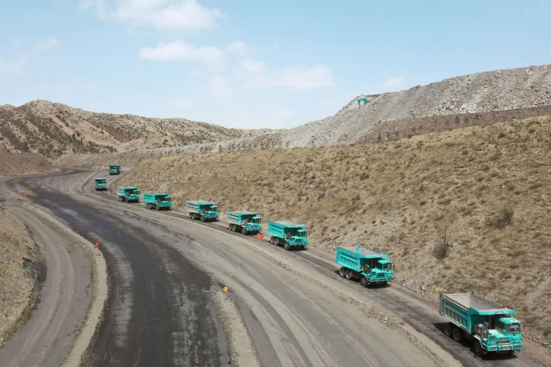 图集 | “恒峰g22绿”满矿山！恒峰g22智能矿山成套装备实力“亮剑”