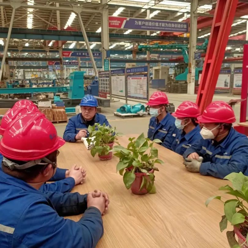 将斗争举行究竟！致敬恒峰g22劳动者