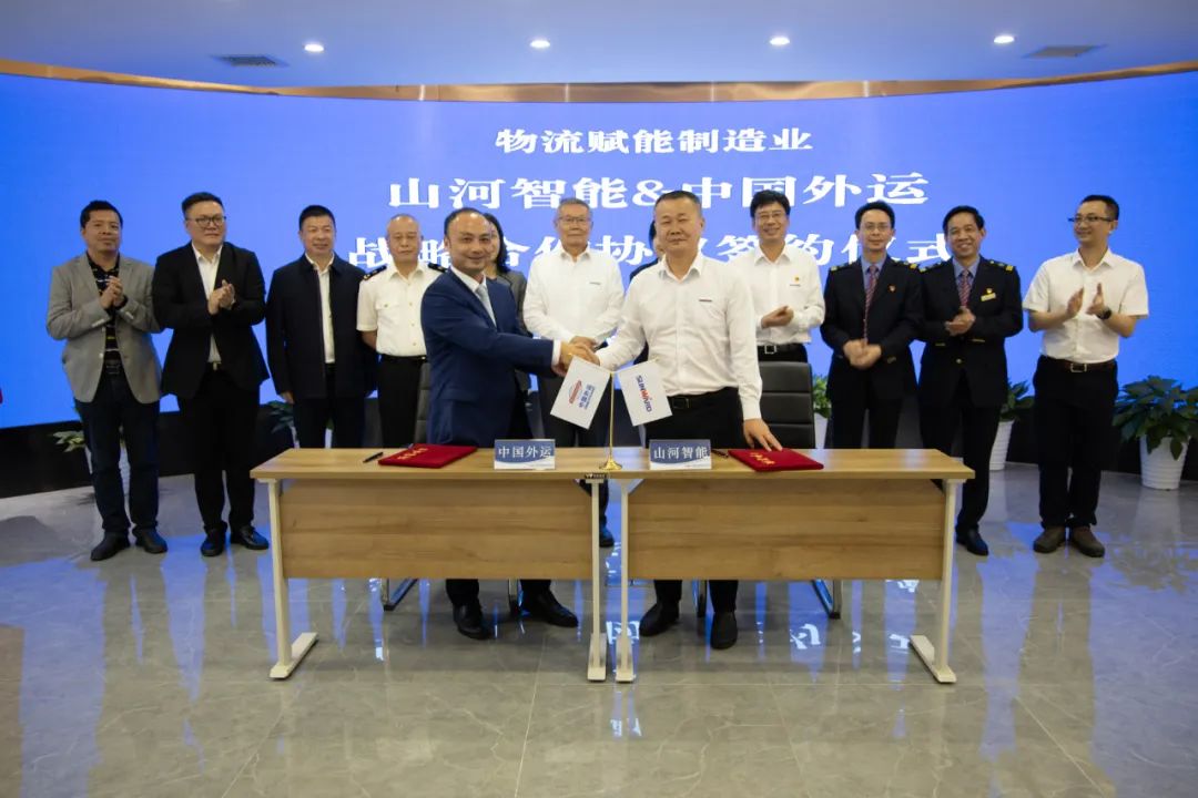 一连进军国际市。。。。。≈信钒嗔校ǔど常┖惴錱22智能专列乐成首发