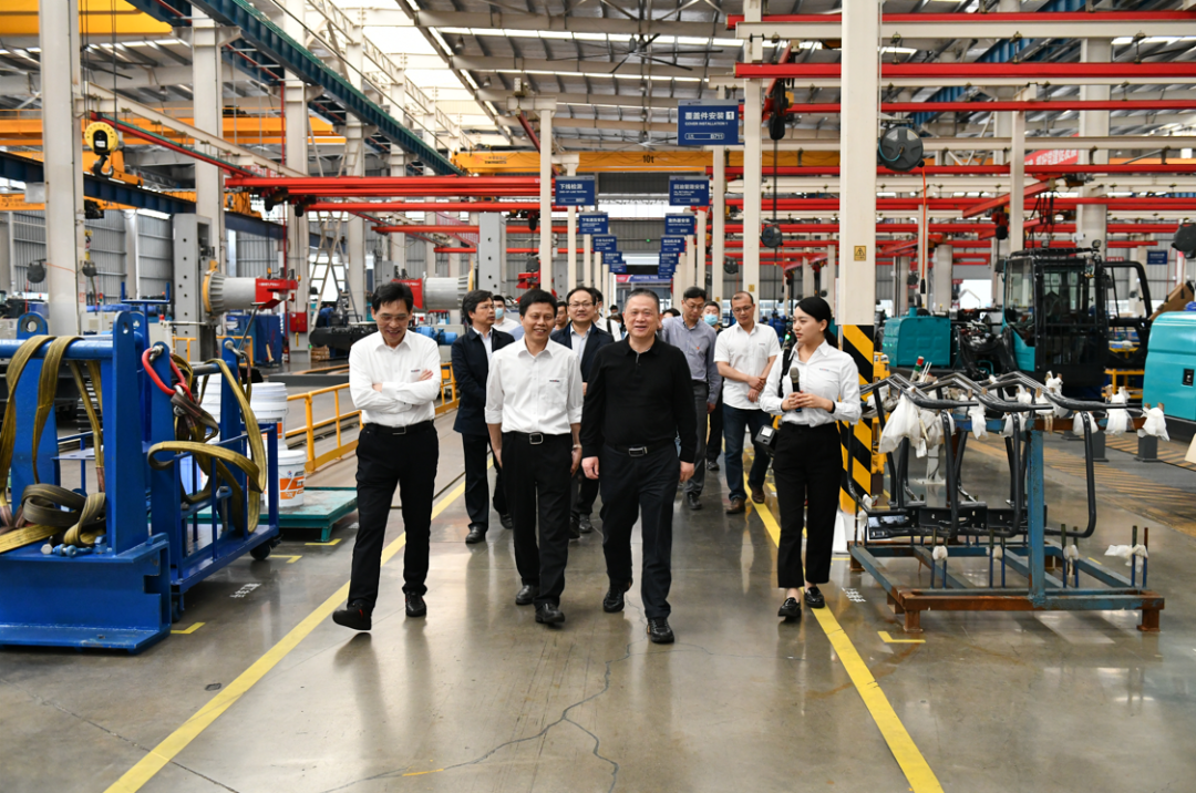 中南大学副校长郭学益率科学研究部一行调研恒峰g22智能