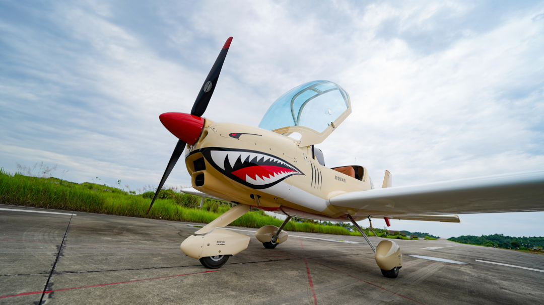 图集 | 阿若拉穿“鲨”衣，，，，，尚有更多套装为天空添彩！