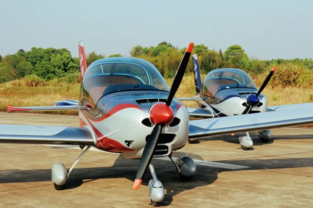 图集 | 阿若拉穿“鲨”衣，，，，，尚有更多套装为天空添彩！