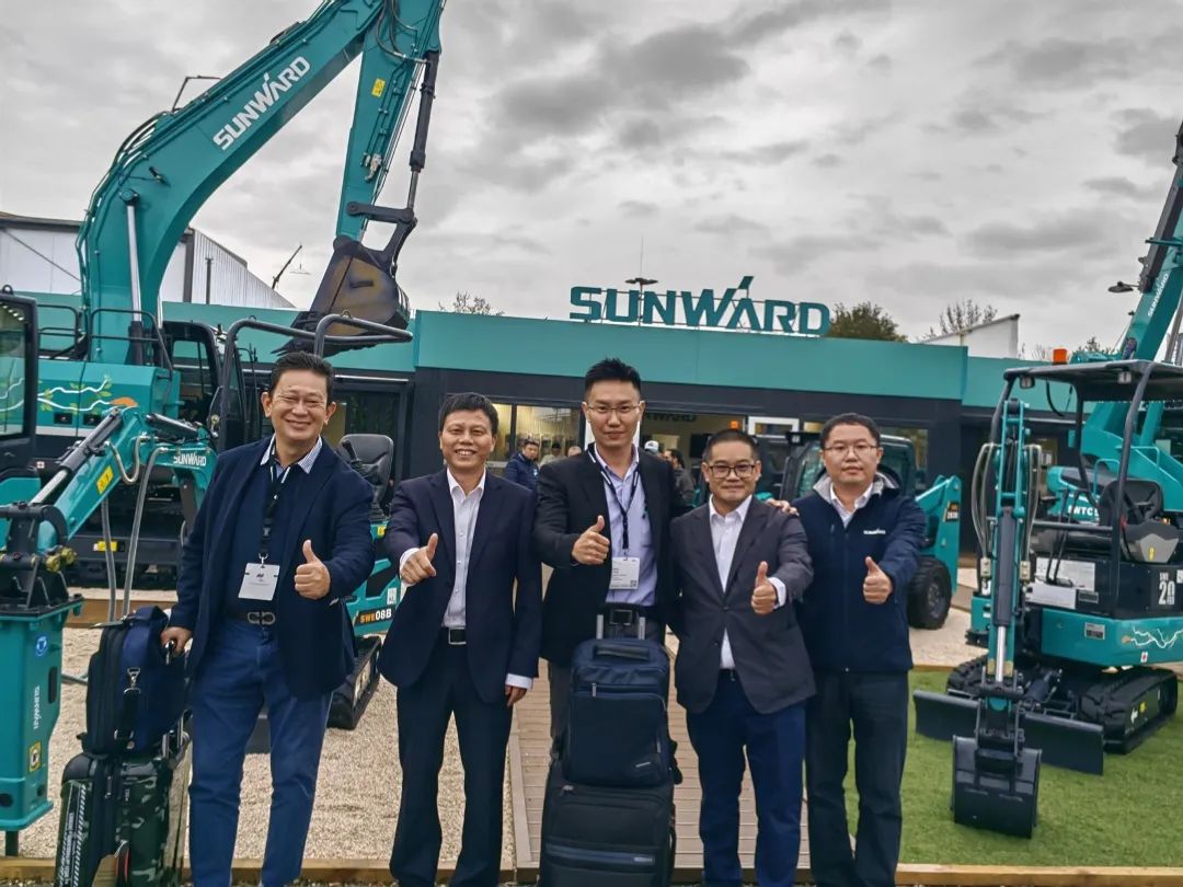 Bauma 2022 | 一连加码欧洲高端市场，，，，，，，“恒峰g22绿”闪灼德国慕尼黑