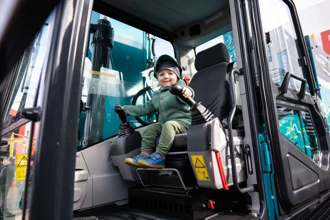 Bauma 2022 | 一组火热现场图带您重温恒峰g22智能德国宝马展之旅