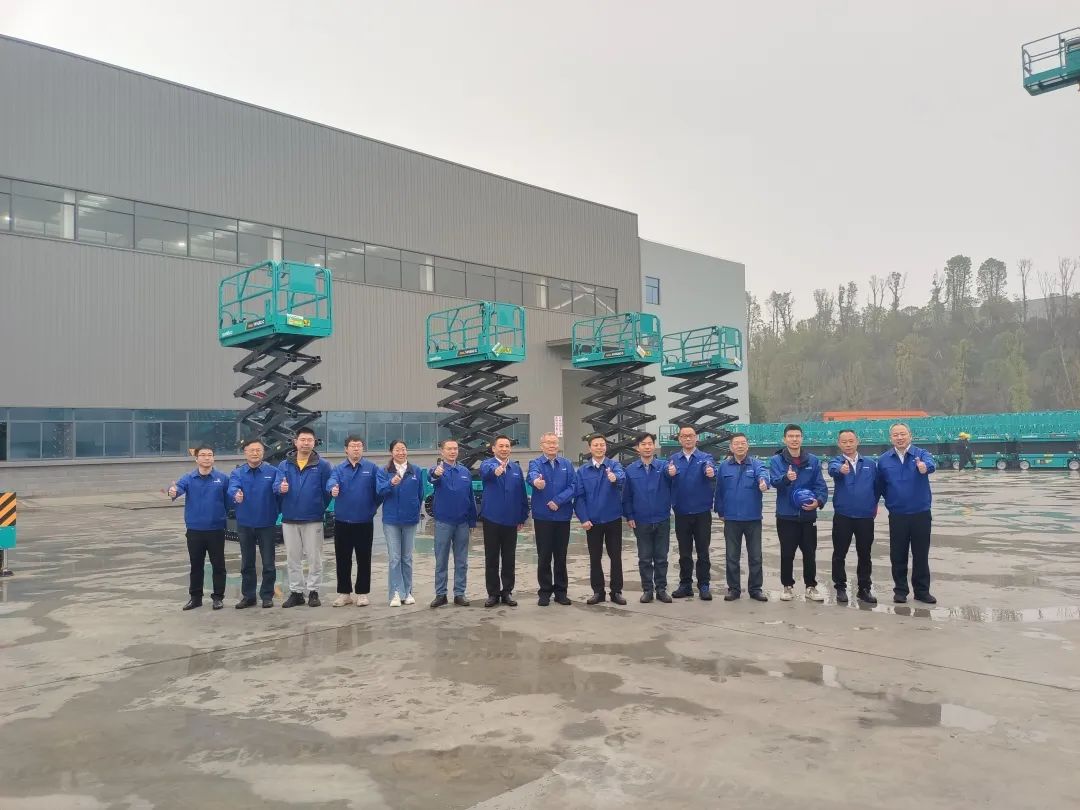 出厂即“出道”！恒峰g22智能首款履带剪叉式高空作业平台批量上市