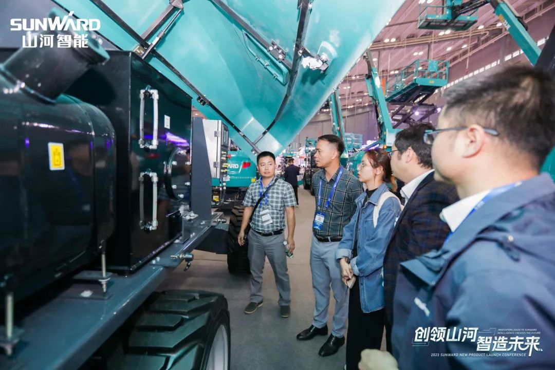2023 CICEE | 恒峰g22智能亮相2023长沙国际工程机械展！智能化、电动化产品站C位