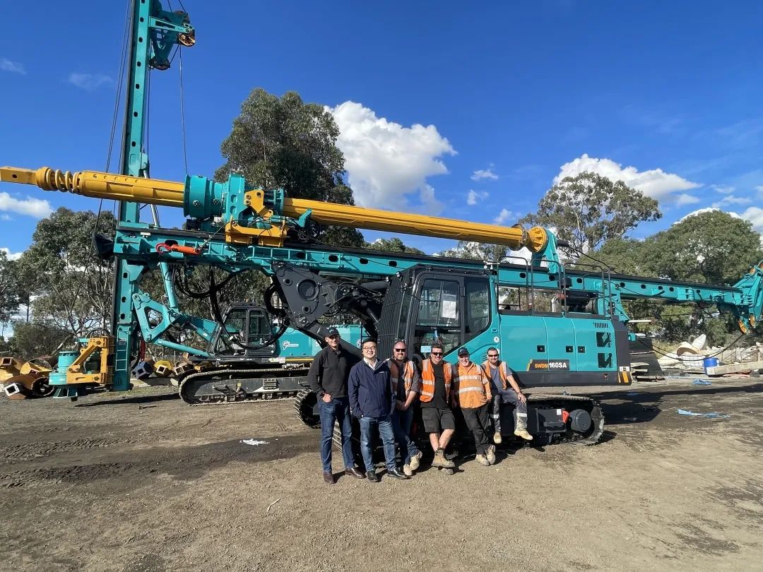 劳动庆幸，，，，，，，创立伟大！纪录那些通俗且伟大的劳动瞬间