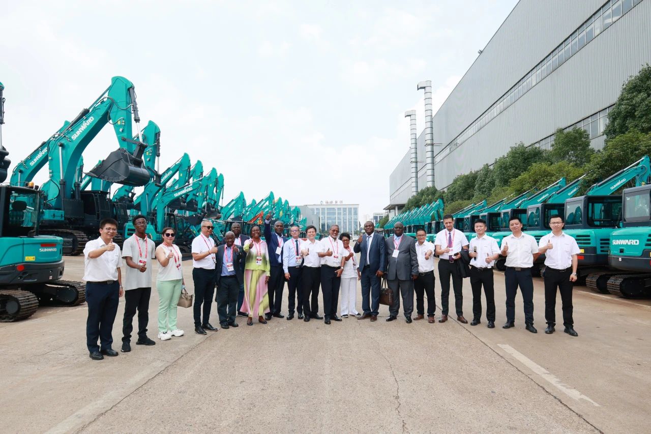 中非经贸展览会圆满落幕，，，，，，，，恒峰g22智能续写对非相助新篇