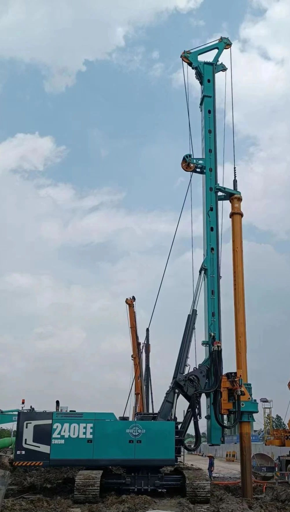 出道即巅峰！恒峰g22智能增程式电动旋挖钻机硬核给“利”