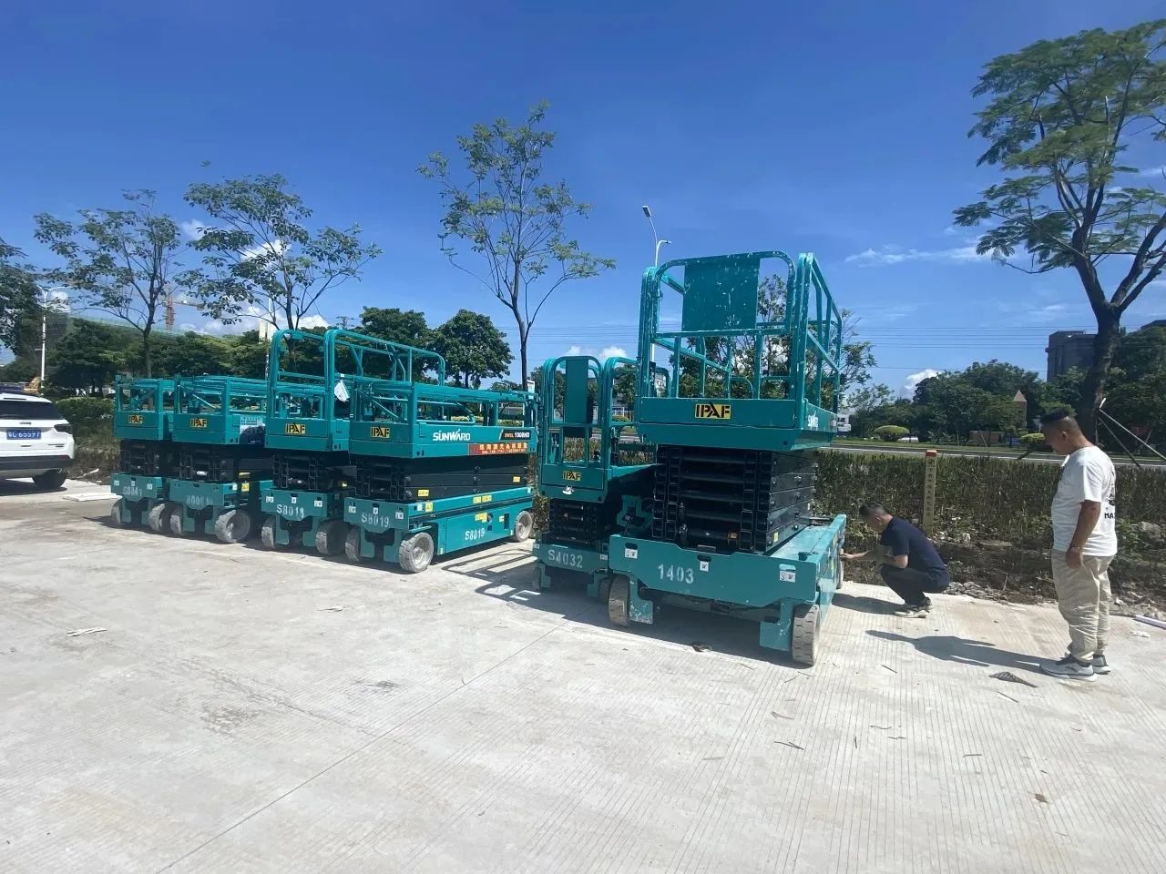 品质恒峰g22，，，，专心折务！恒峰g22智能高空机械效劳万里行走进华南