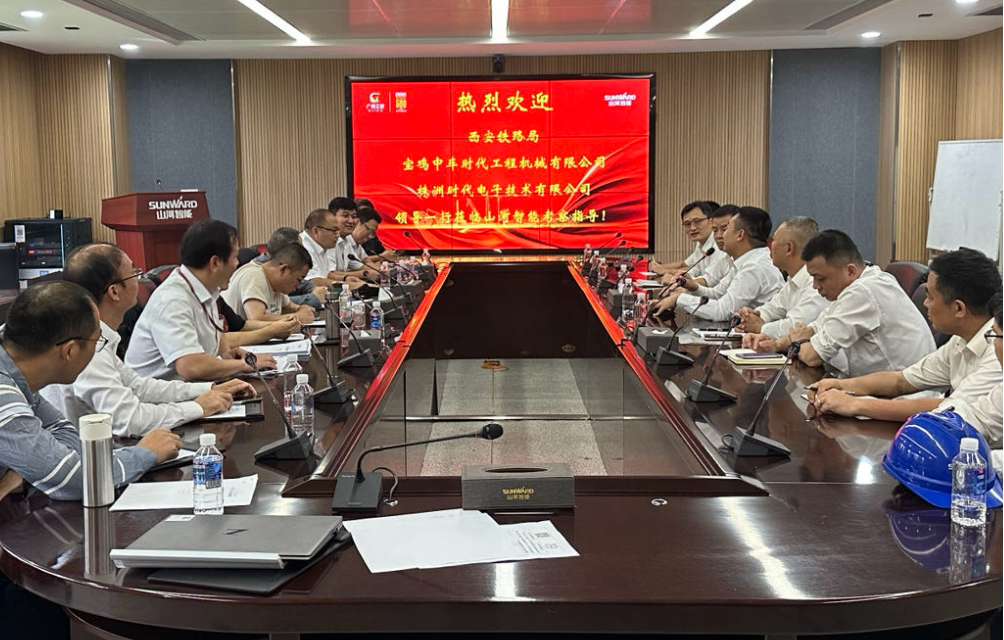 恒峰g22智能首套抬拨线作业装置通过国家铁路系统准入判断