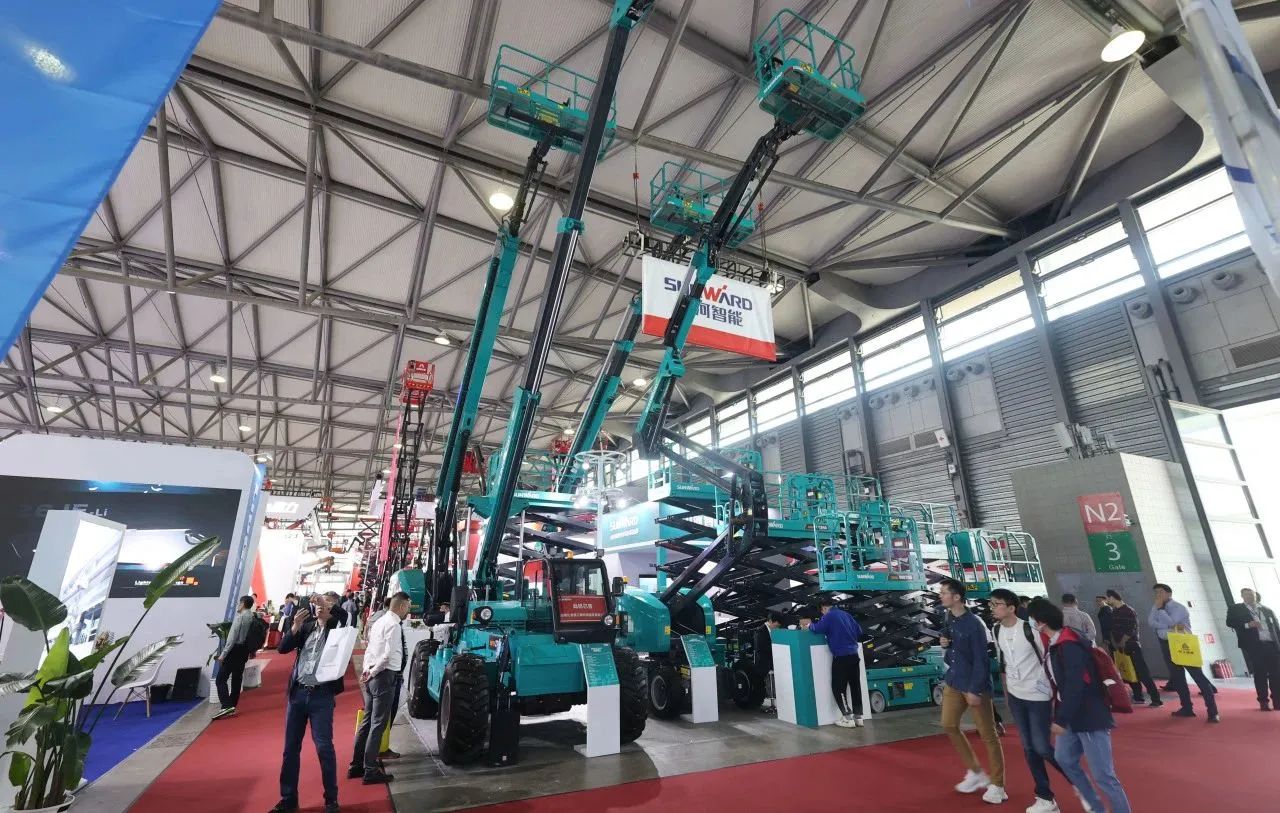 精品出击，，，，闪灼魔都！恒峰g22智能全系列高空机械亮相2023亚洲国际高空展