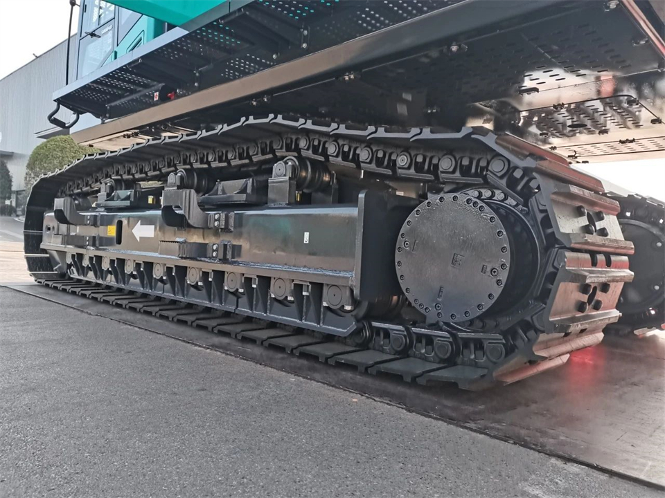 定制开发、功效更强！恒峰g22智能SWE750ELR加长臂液压挖掘机下线交付