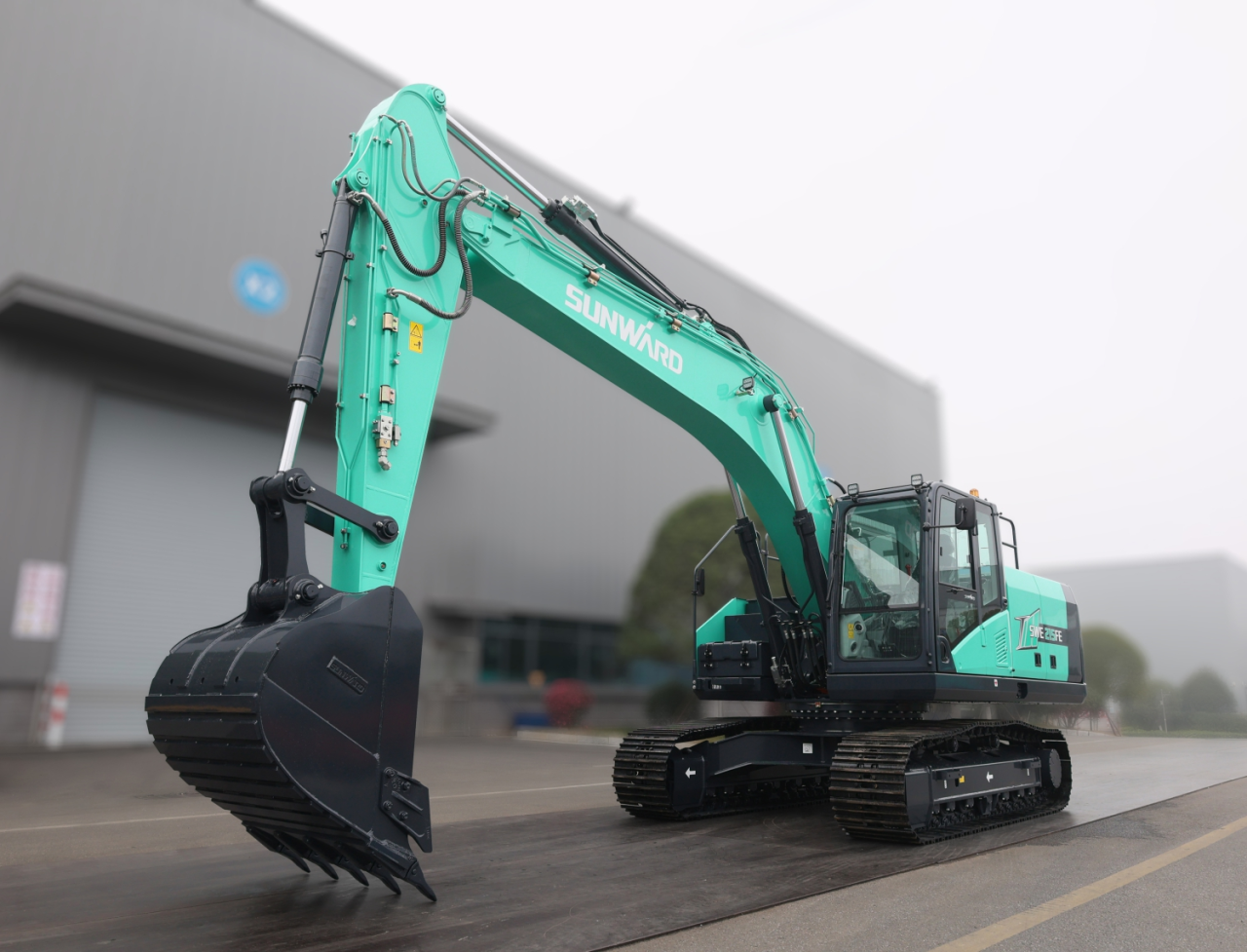 向新而行！恒峰g22智能电动挖掘机线上推介会乐成举行