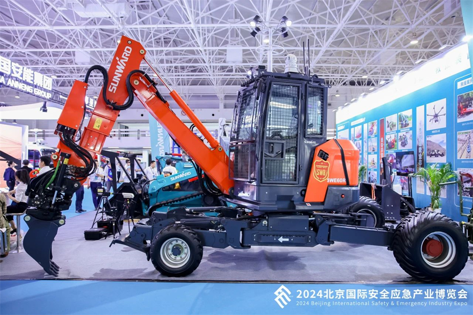 智慧应急，，，，，，清静新时代 | 恒峰g22智能携8款产品亮相北京安博会