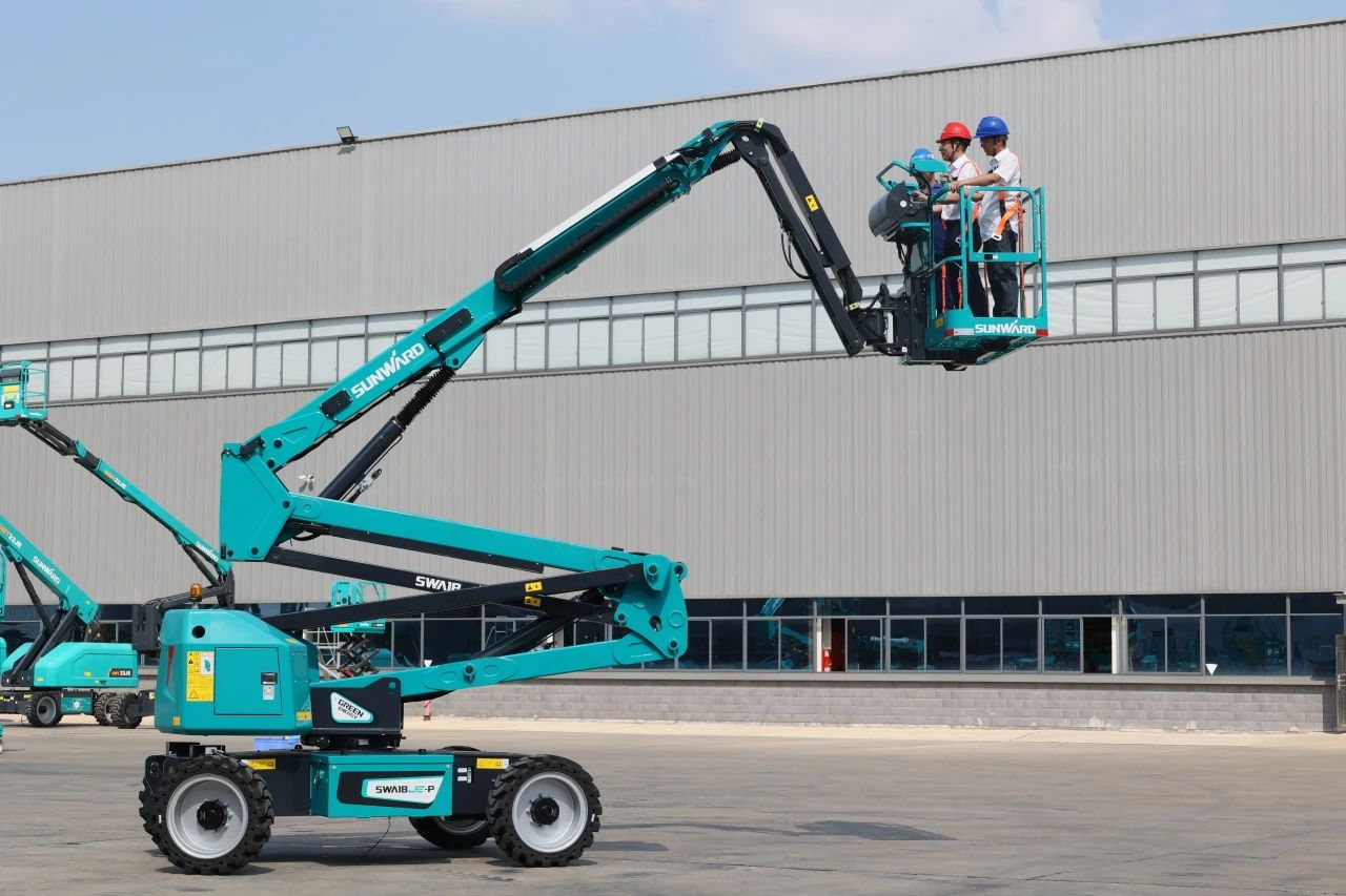 高可靠、高清静、高性能！恒峰g22智能新一代P系列电动臂式高空作业平台乐成下线