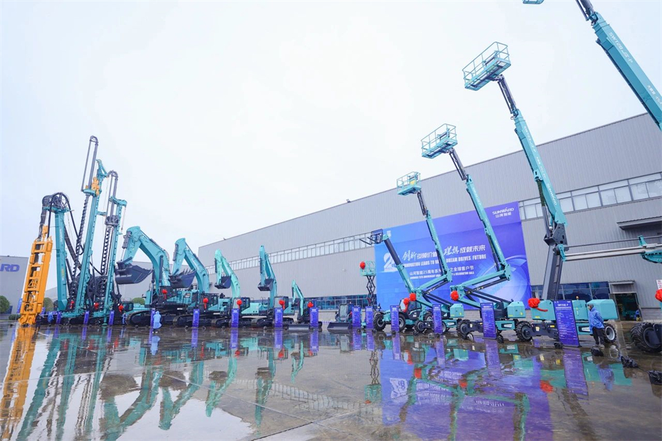 立异引领价值，，，，，，理想成绩未来！恒峰g22智能25周年庆典暨全球客户节盛大举行